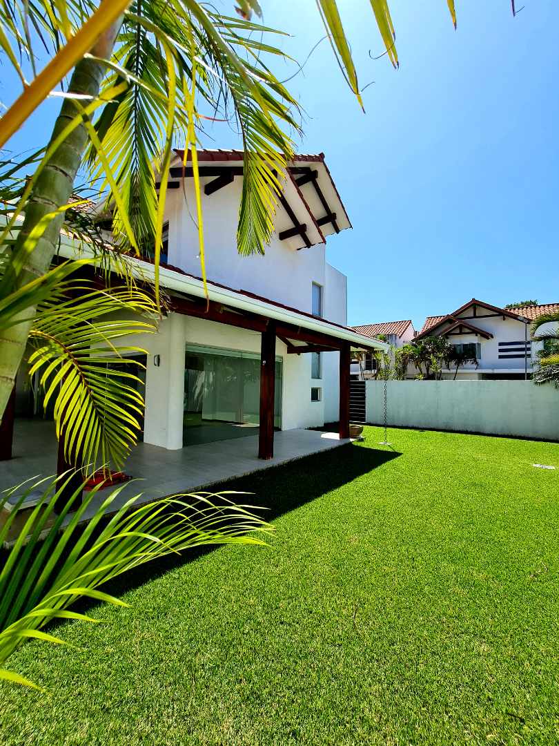 En Venta a $us 285,000 Foto 2