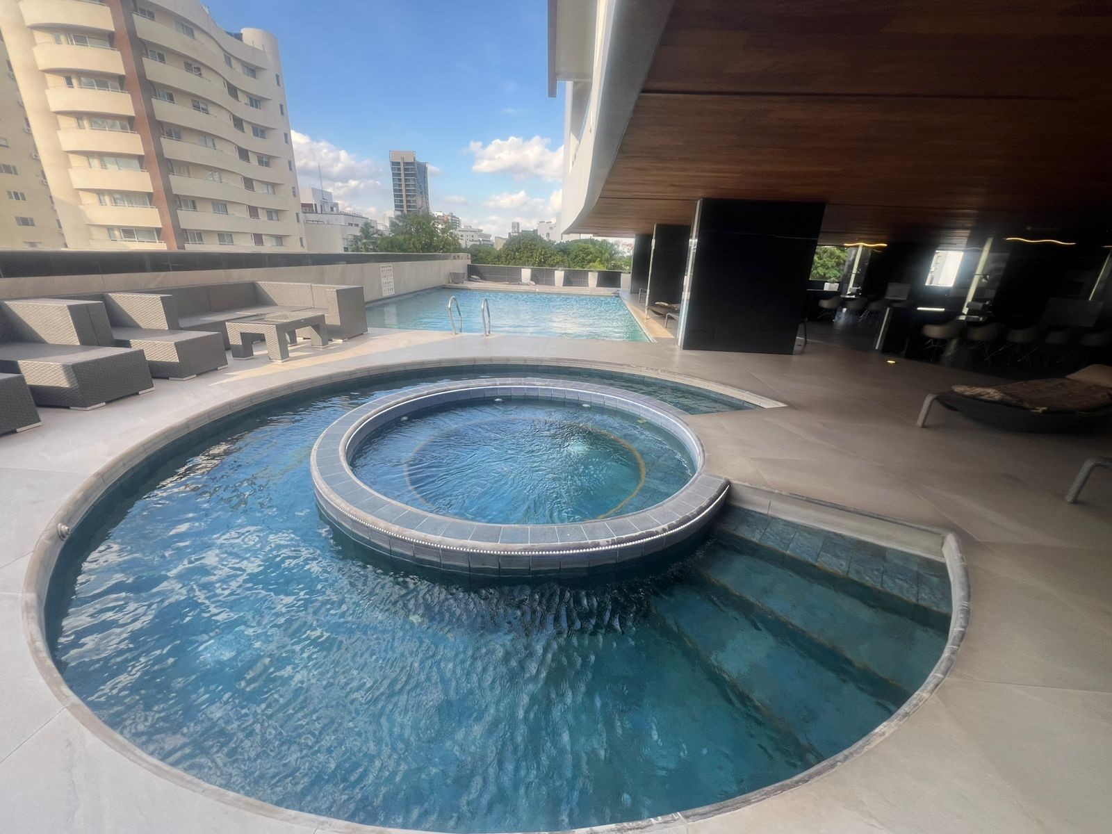 Departamento en AlquilerBARRIO EQUIPETROL CALLE 6 OESTE Foto 4