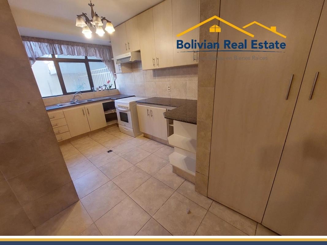 Departamento en AlquilerCALACOTO, BONITO DEPARTAMENTO EN ALQUILER CERCA AL COLEGIO CALVERT 4 dormitorios 3 baños 1 parqueos Foto 9