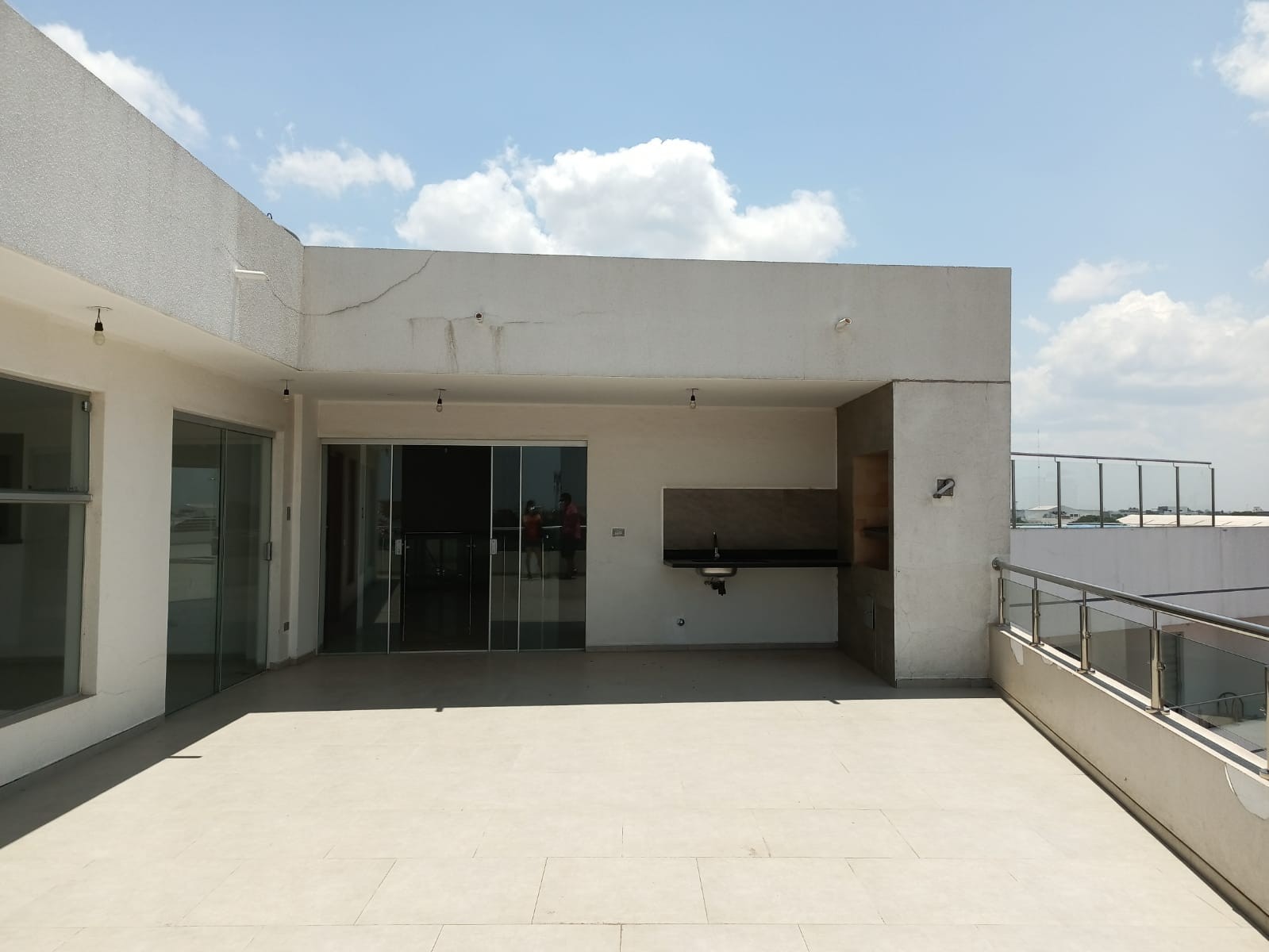 Departamento en AlquilerCONDOMINIO JERICO Av. Beni entre el tercer anillo externo y la calle 1 Oeste. A 75 metros de la Universidad Privada Domingo Savio, en la calle Styg Ryden #18 Foto 8