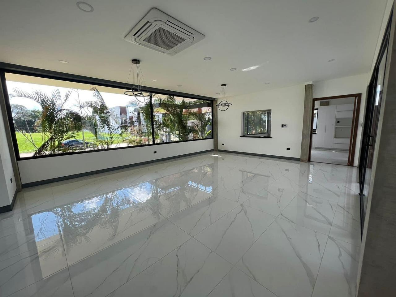 En Alquiler a Bs 35,000 Foto 6