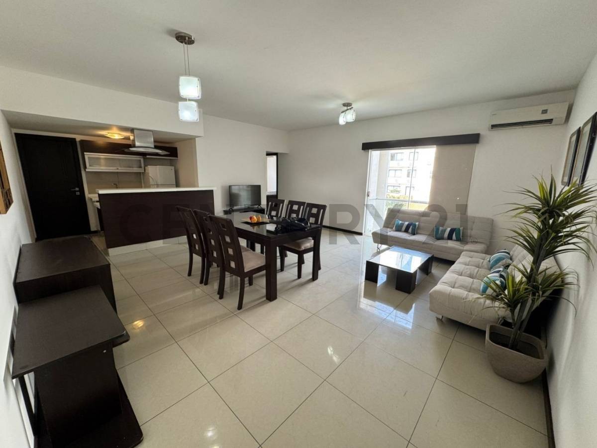 En Alquiler a Bs 6,650 Foto 3