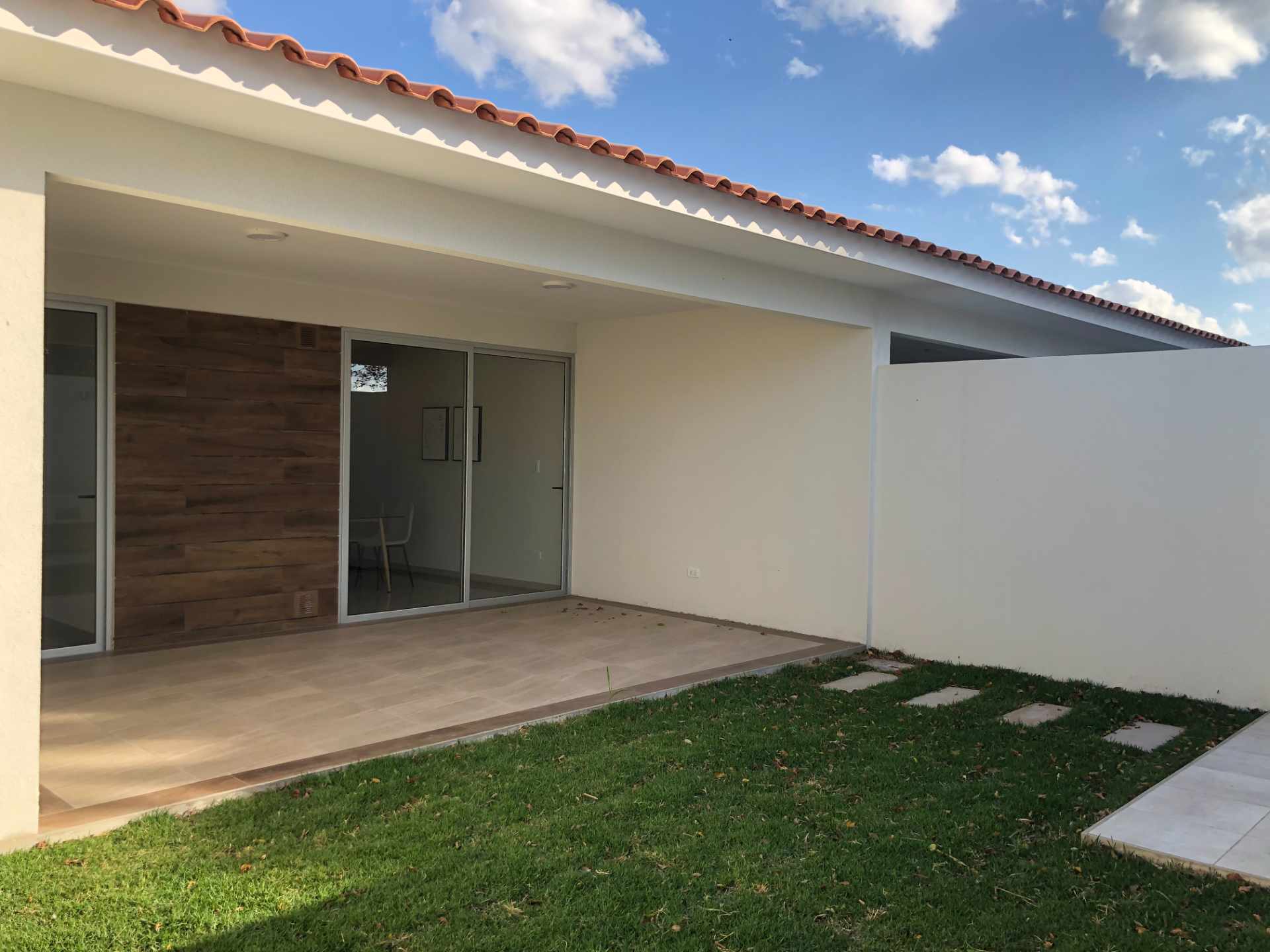 Casa en Entre 8vo y 9no anillo Norte en Santa Cruz de la Sierra 3 dormitorios 3 baños 2 parqueos Foto 6