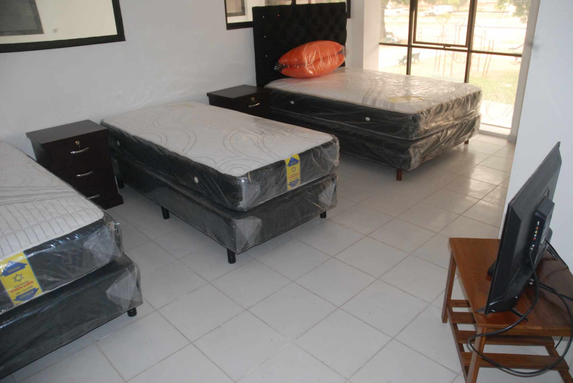 En Alquiler a $us 300 Foto 5