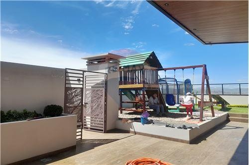 Departamento en Aranjuez en Cochabamba 3 dormitorios 4 baños 1 parqueos Foto 25