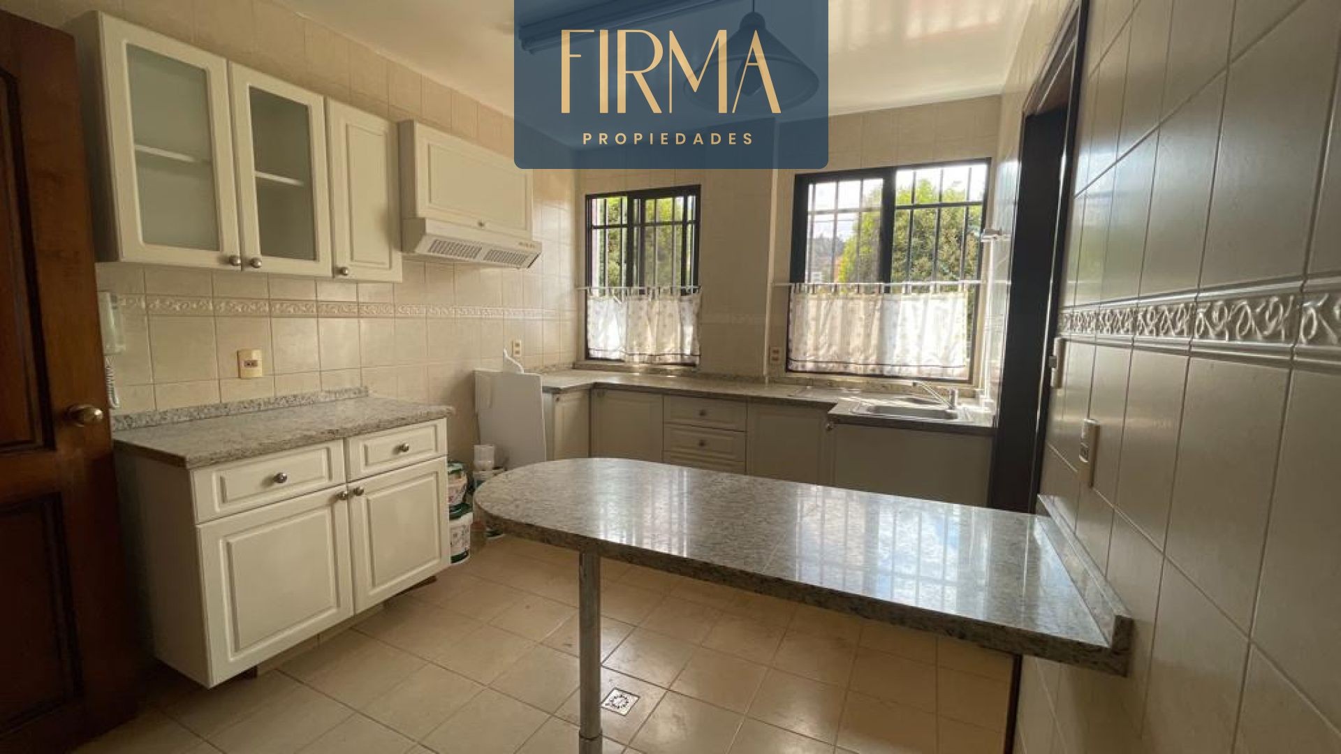 Departamento en VentaCALACOTO LOS SAUCES 3 dormitorios 4 baños 2 parqueos Foto 10