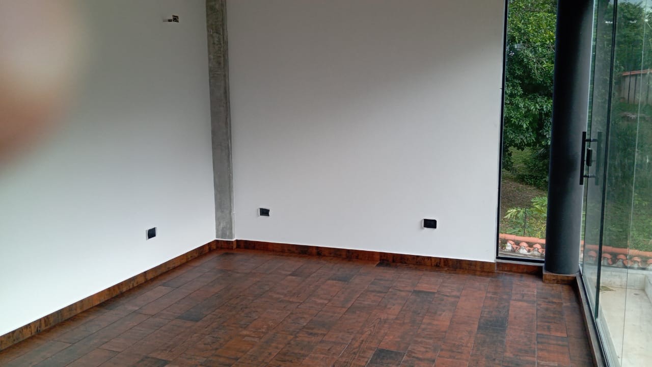 Casa en VentaUrubó Golf 4 dormitorios 6 baños 2 parqueos Foto 35