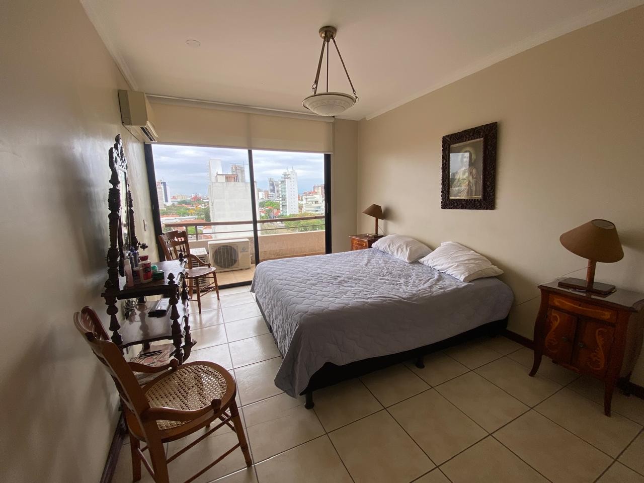 Departamento en Venta📍Av. La Salle, Edificio Mirador de Equipetrol. 3 dormitorios 3 baños 2 parqueos Foto 15