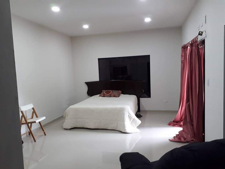 Casa en VentaEN WARNES LOCALIDAD LAS BARRERAS CASA QUINTA EN VENTA  2 dormitorios 3 baños 4 parqueos Foto 15