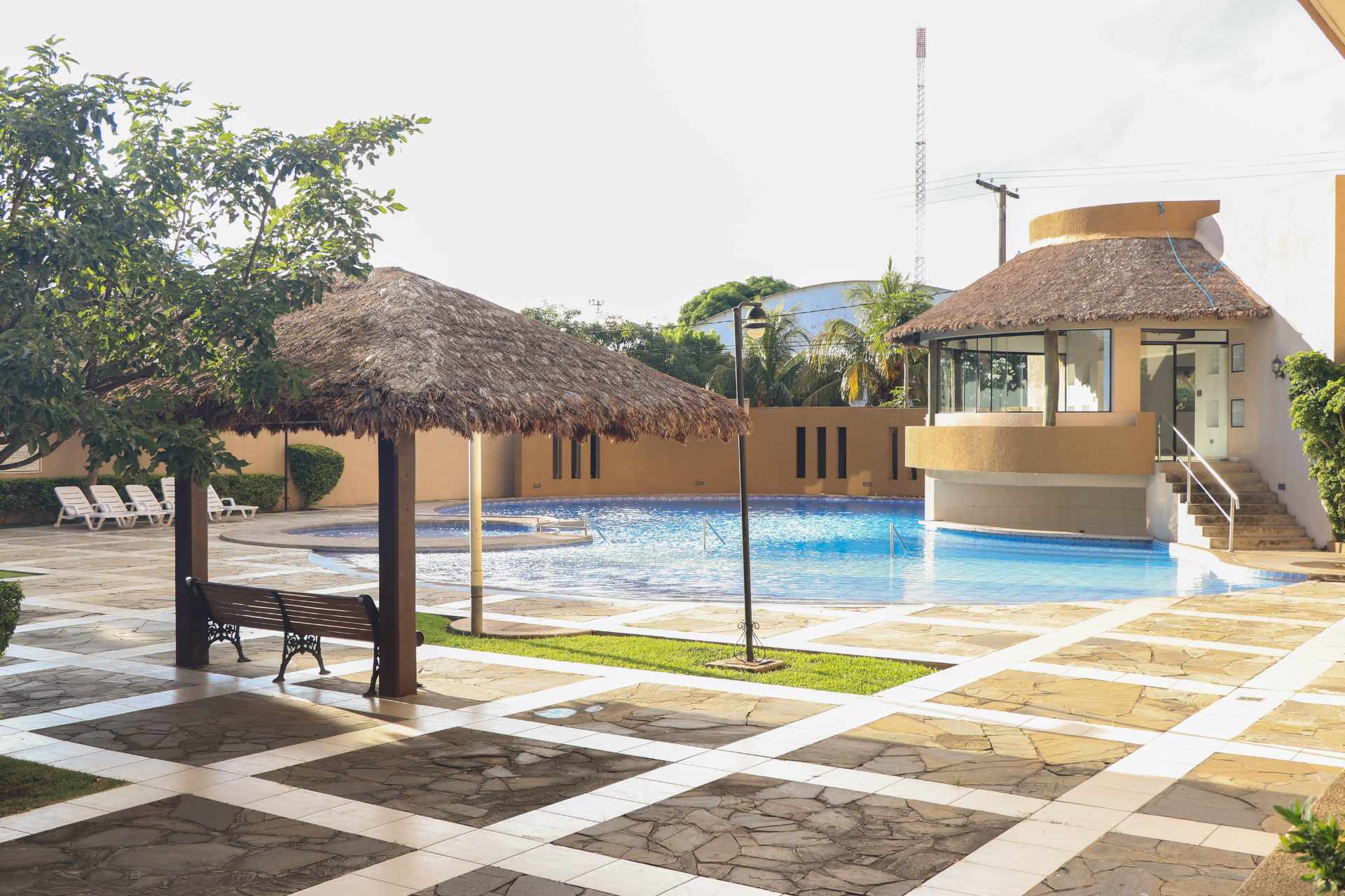 Departamento en Entre 2do y 3er anillo Norte en Santa Cruz de la Sierra 3 dormitorios 3 baños 1 parqueos Foto 19