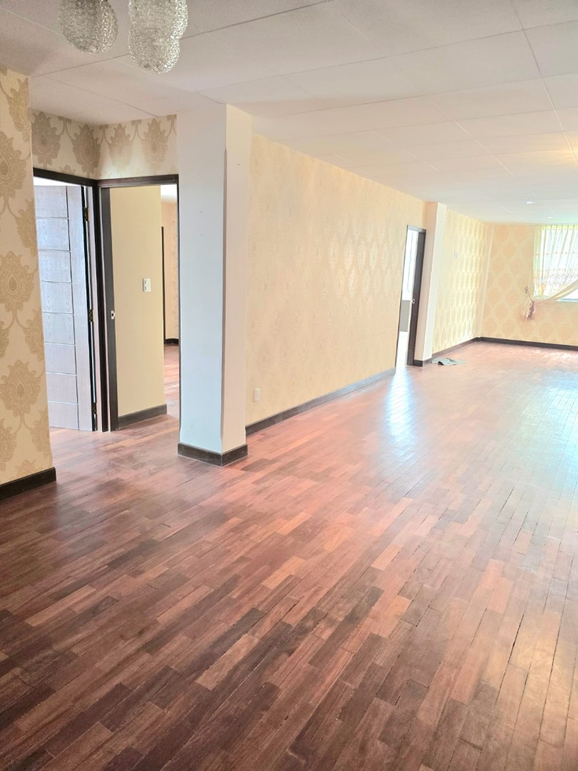 En Alquiler a Bs 4,700 Foto 5