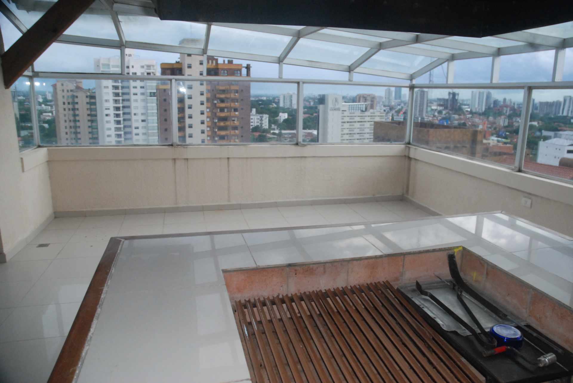 Departamento en Venta Z/ Norte, cerca plaza del Estudiante, HERMOSO PENTHOUSE 3D 200M2 Foto 22