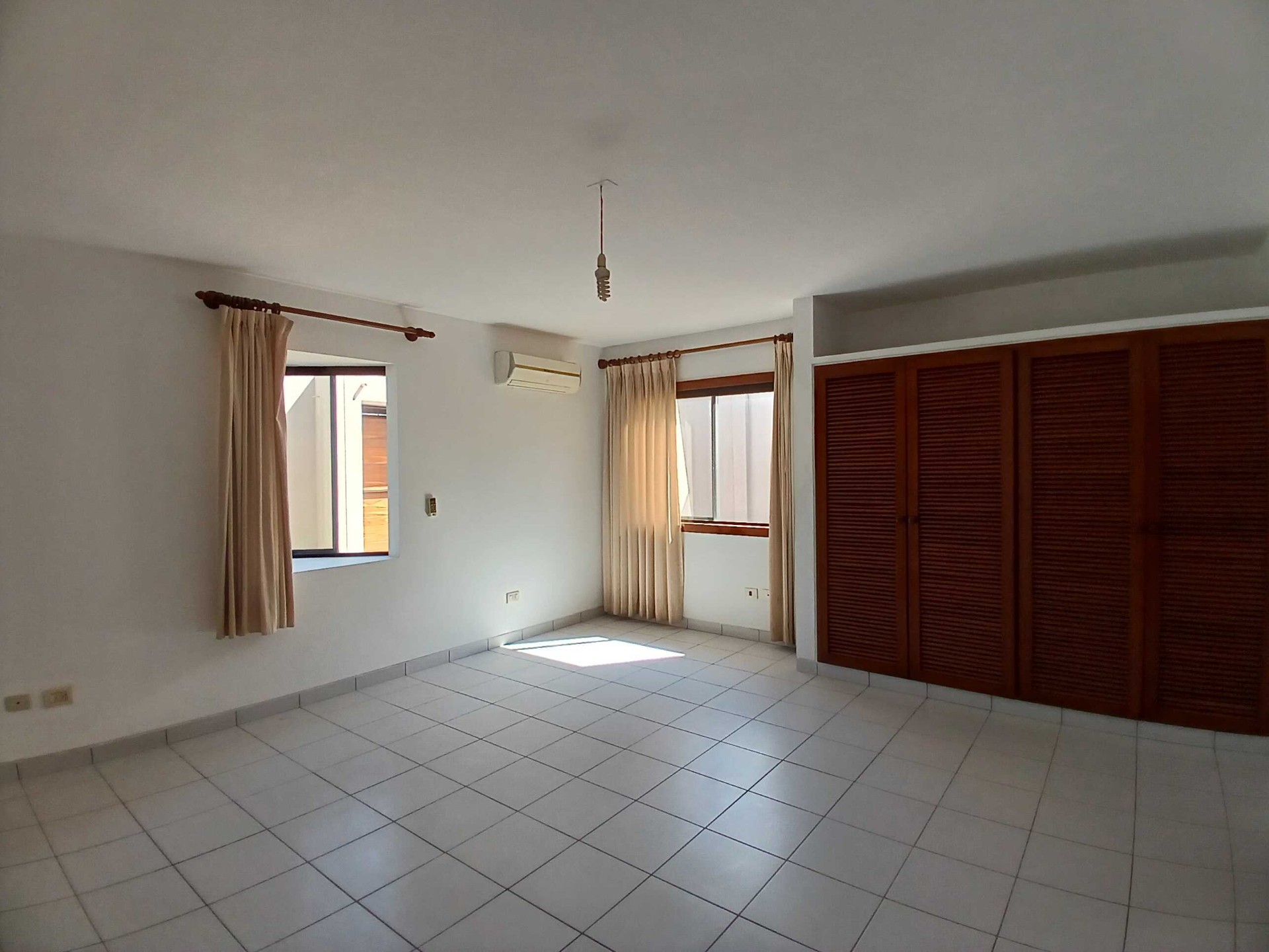 Casa ALTO LAS PALMAS ZONA OESTE 6º ANILLO AV. PIRAI Foto 12