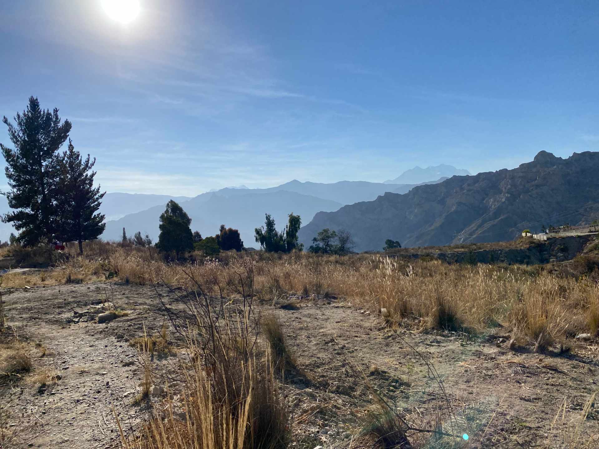 Terreno Ubicado en la carretera El Alto - Mallasilla - Achocalla, urbanización Ecológica Lomas del Sol Foto 1