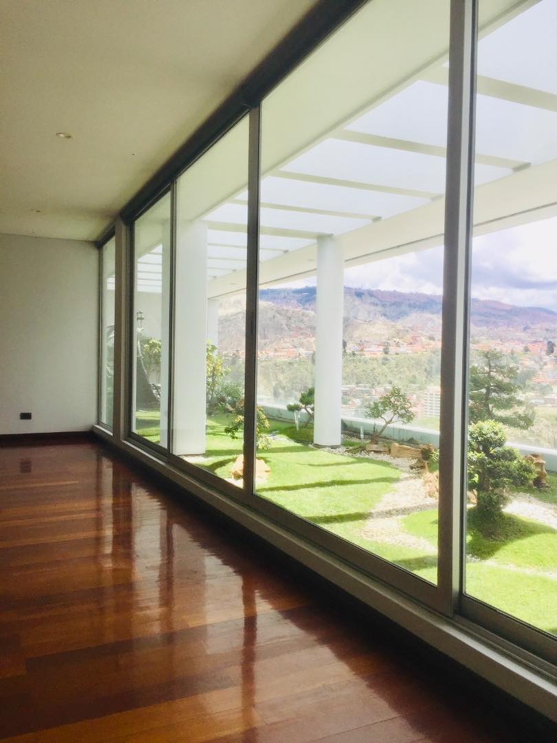 Departamento en AlquilerCalacoto, Av. Ballivian #233 Foto 6