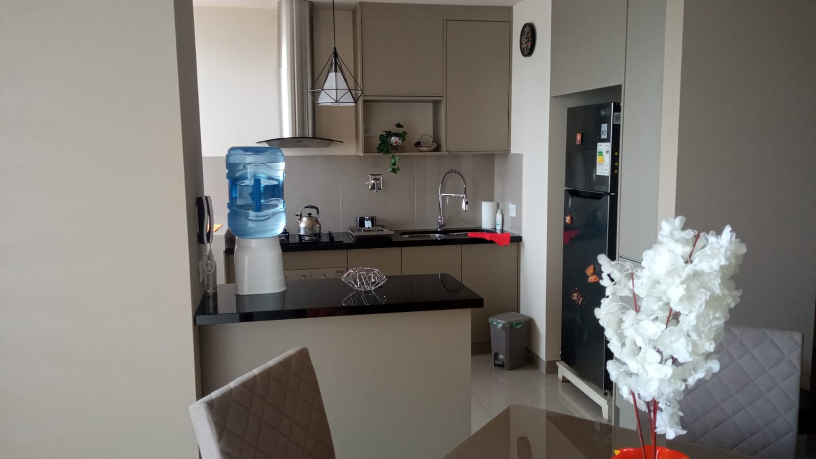 Departamento en Entre 1er y 2do anillo Sur en Santa Cruz de la Sierra 2 dormitorios 2 baños 1 parqueos Foto 22