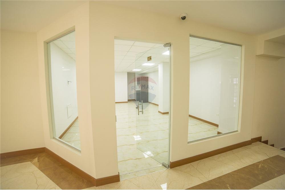 Oficina Jordan y Esteban Arze - Centro - Cochabamba, Cercado Foto 8