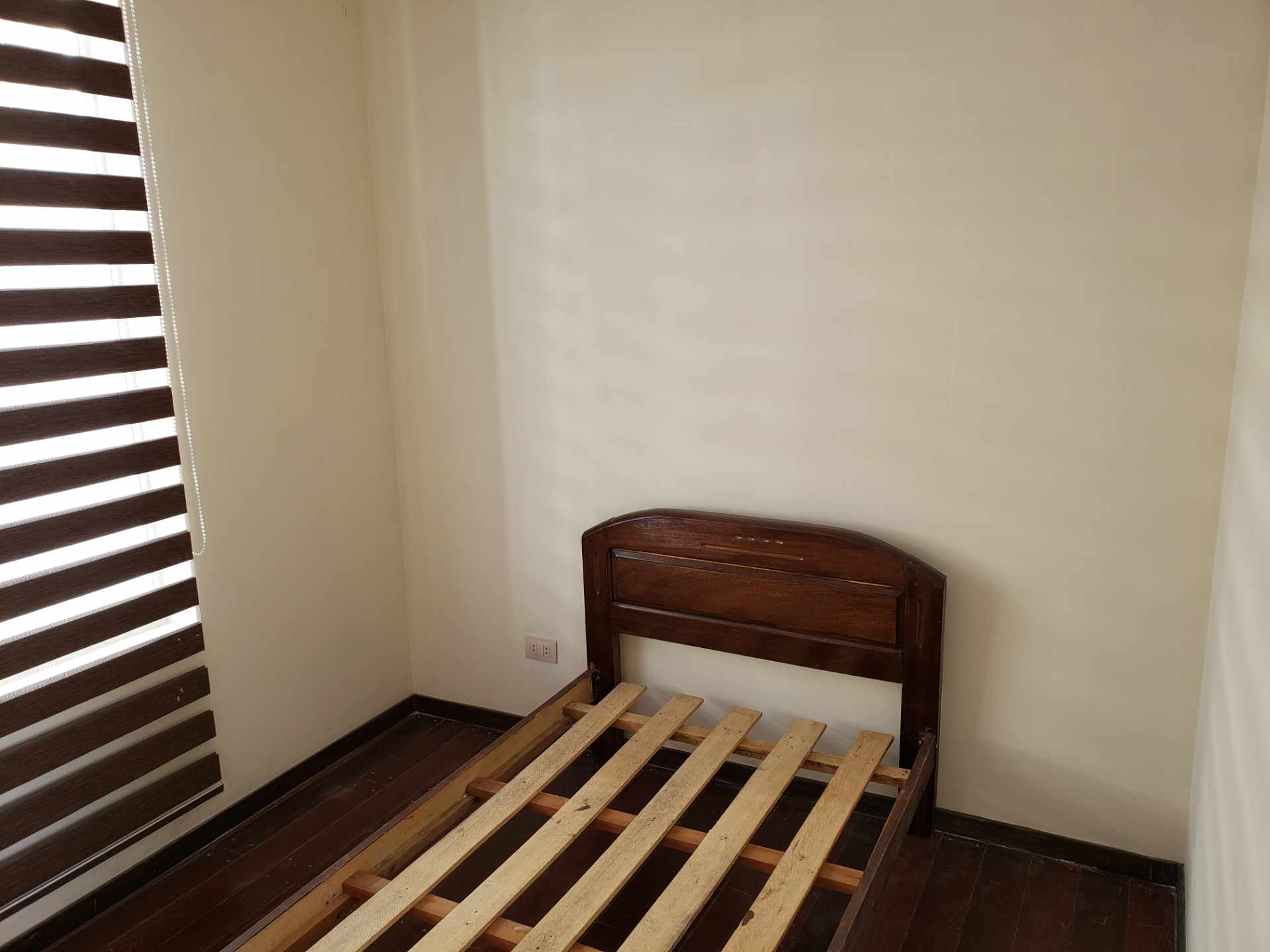 Casa en VentaCalle 2 #98 Urb. Los Olivos 5 dormitorios 4 baños 3 parqueos Foto 7