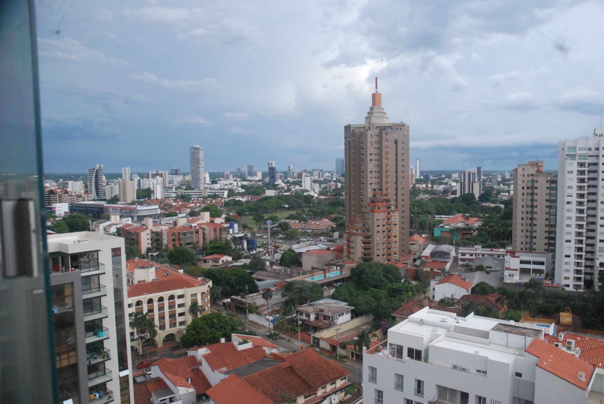 Departamento en Venta Z/ Norte, cerca plaza del Estudiante, HERMOSO PENTHOUSE 3D 200M2 Foto 21