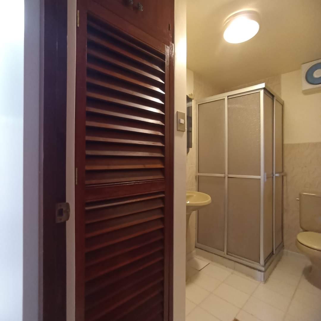 Departamento en VentaMiraflores - Calle Cuba  Foto 4