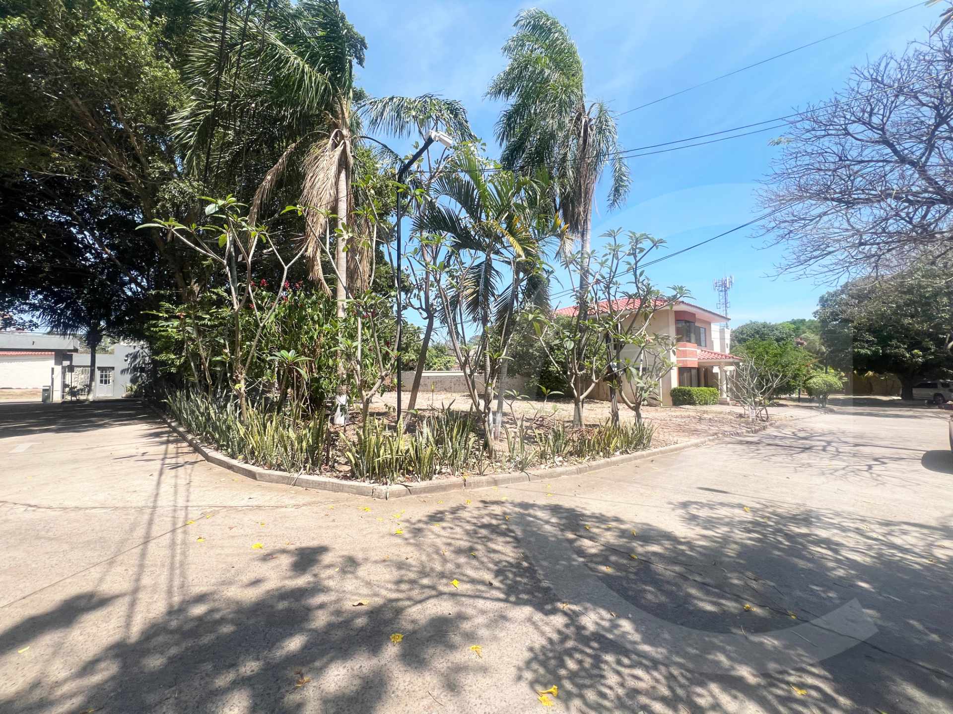 Terreno Condominio Privado Club Los Mangos Foto 3