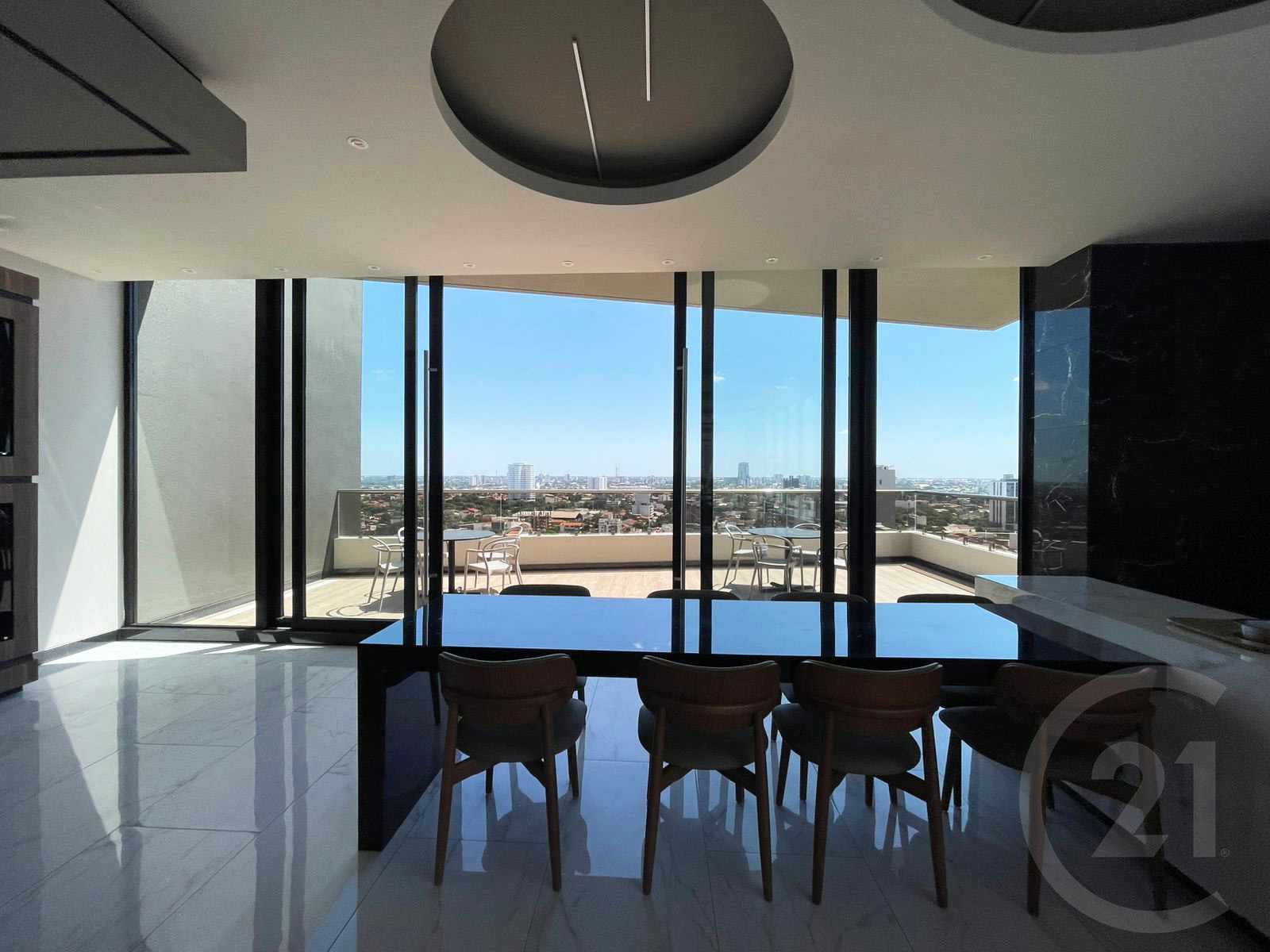 Departamento en Equipetrol en Santa Cruz de la Sierra 2 dormitorios 2 baños 1 parqueos Foto 14