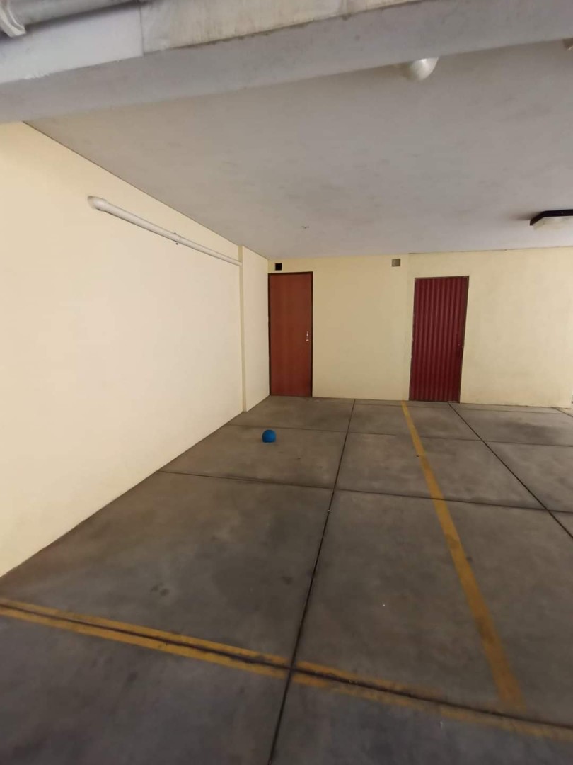 Departamento en Irpavi en La Paz 3 dormitorios 4 baños 1 parqueos Foto 2