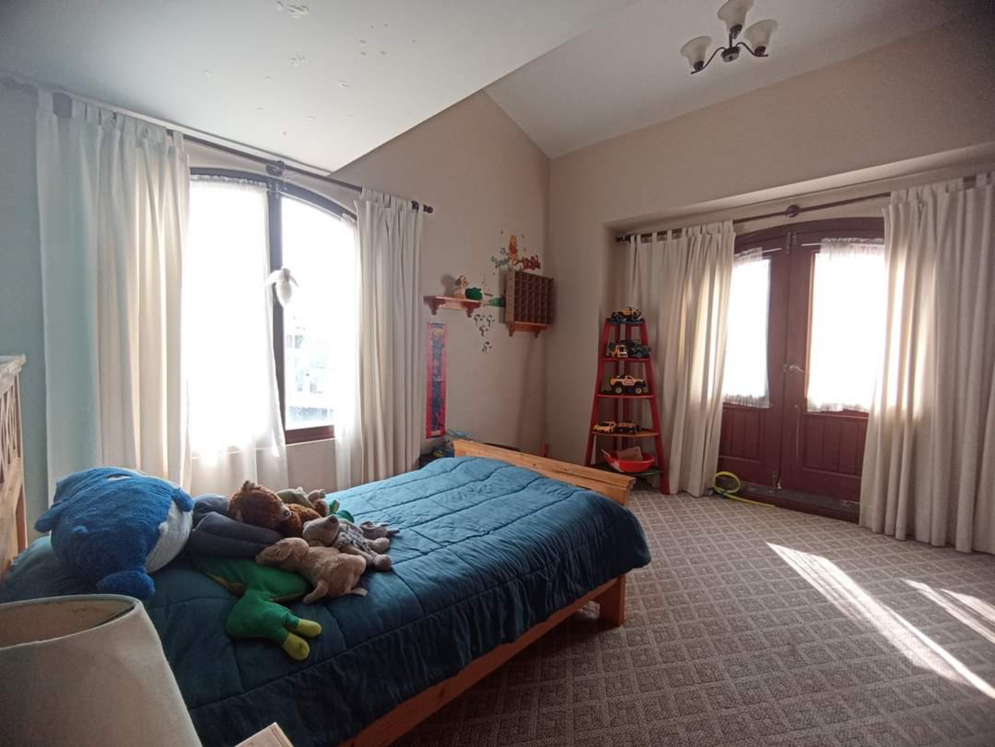 Casa en Irpavi en La Paz 4 dormitorios 5 baños 3 parqueos Foto 54