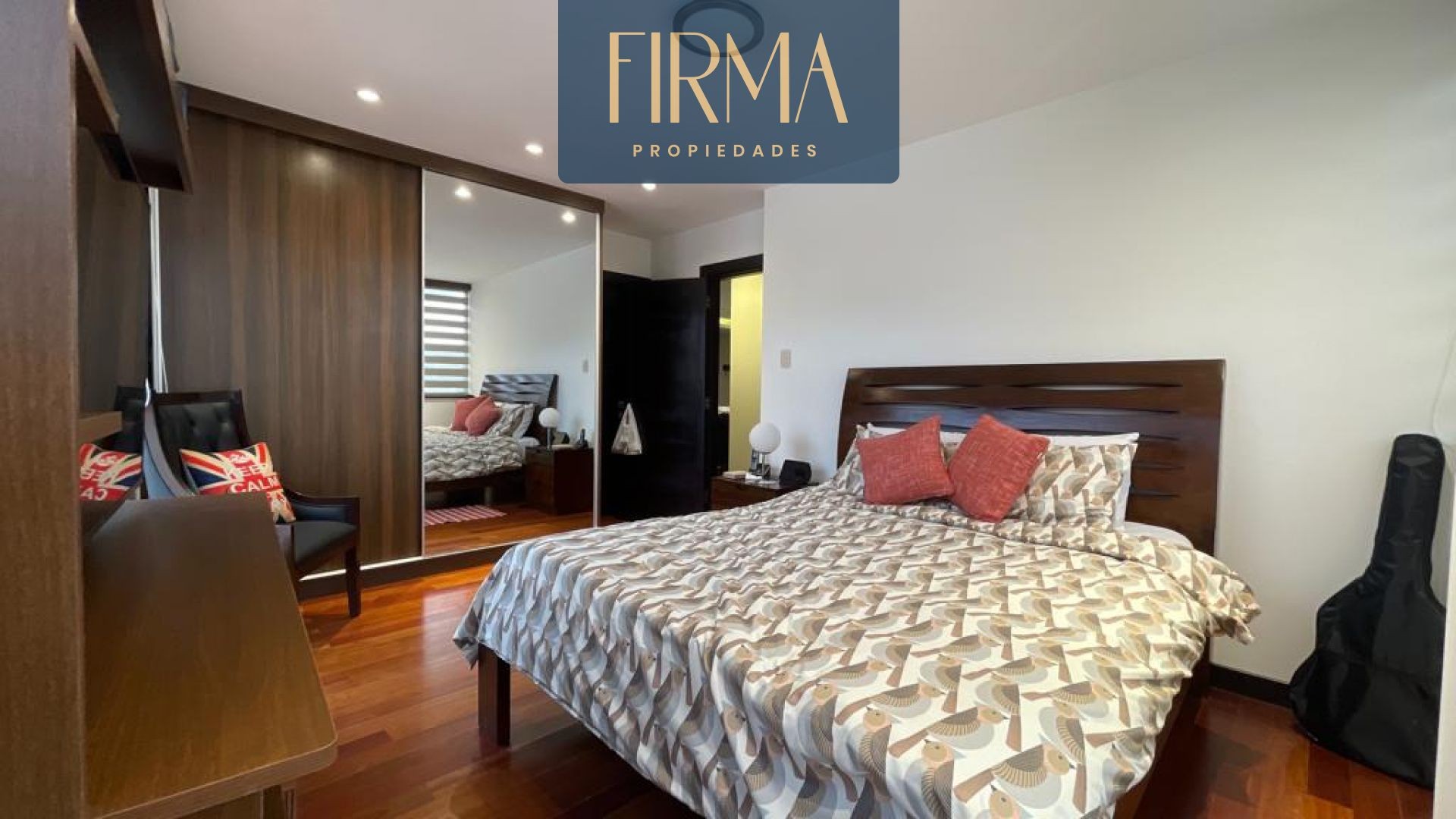 En Alquiler a $us 1,500 Foto 16