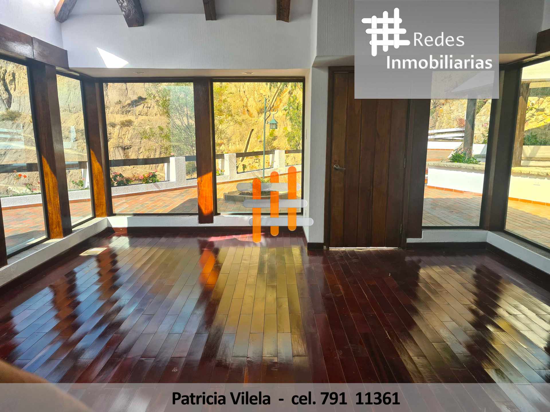 Casa en La Florida en La Paz 4 dormitorios 6 baños 3 parqueos Foto 3