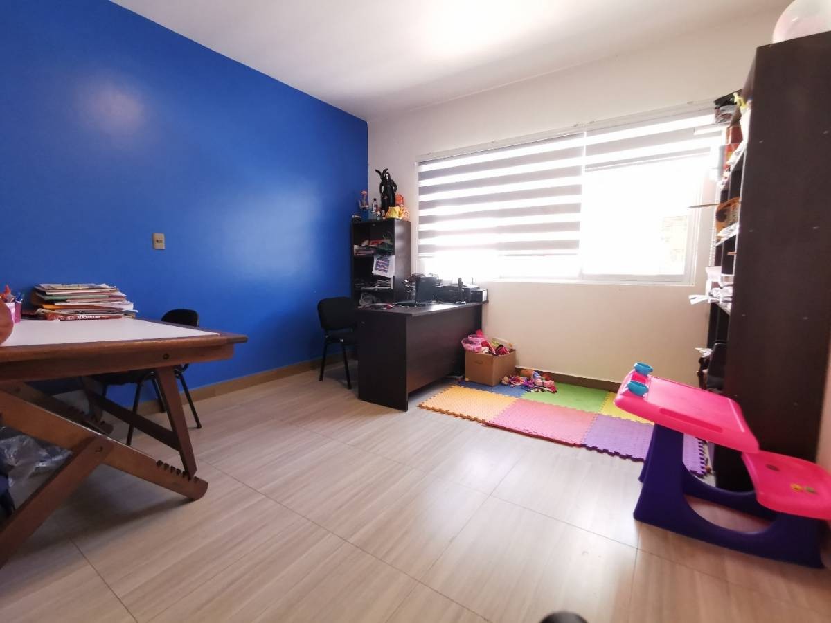 En Venta a $us 164,000 Foto 12