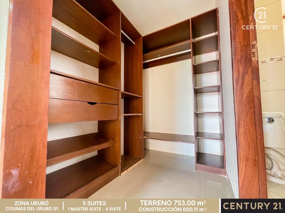 Casa en Urubó en Santa Cruz de la Sierra 5 dormitorios 8 baños 8 parqueos Foto 15