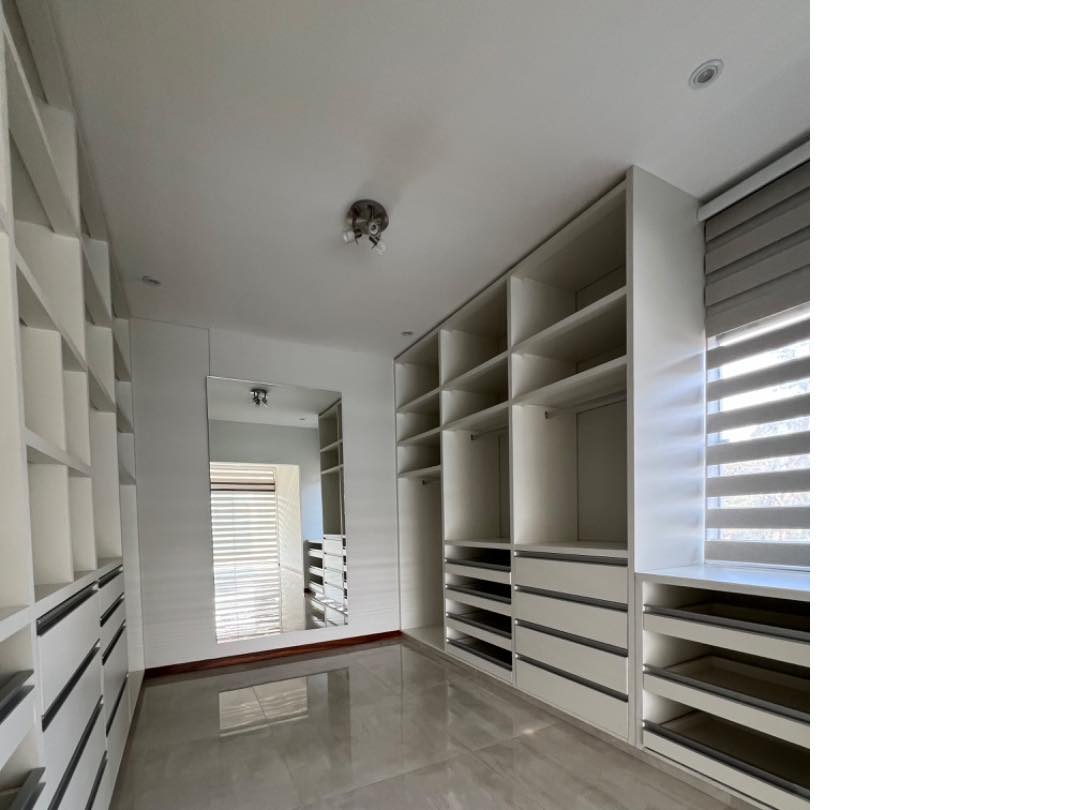 Casa en AlquilerCONDOMINIO EXCLUSIVO ZONA URUBO CERCA AL PUENTE 3 dormitorios 5 baños 4 parqueos Foto 12