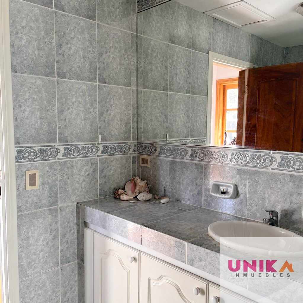 Departamento en Alquiler🏡 HERMOSO DEPARTAMENTO DUPLEX CON JARDIN AMOBLADO Y EQUIPADO EN ALQUILER, ACHUMANI  Foto 6