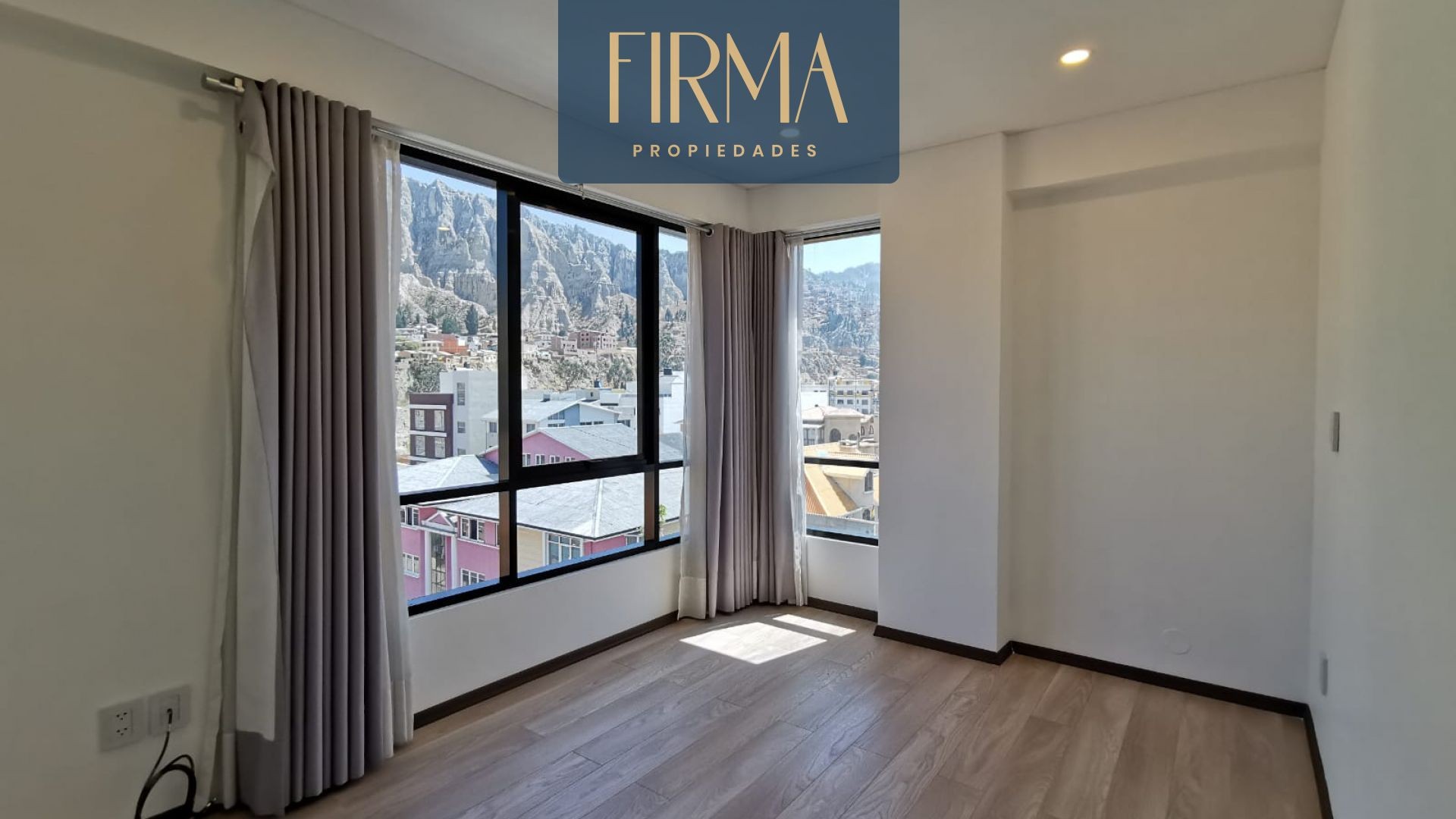 Departamento en Irpavi en La Paz 2 dormitorios 3 baños 1 parqueos Foto 7