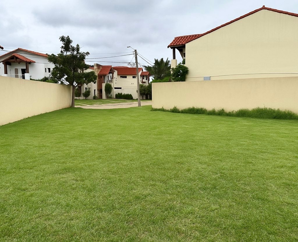 Terreno Condominio Versalles, zona norte km 8 entrando por Mainter.  Foto 5