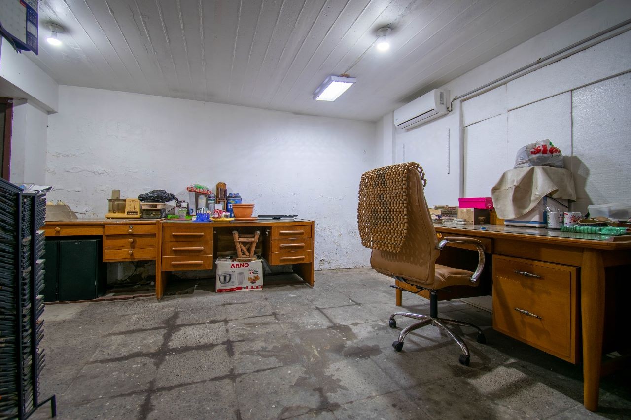 Oficina en AlquilerEquipetrol sobre 3er. anillo externo  5 dormitorios 5 baños 6 parqueos Foto 16