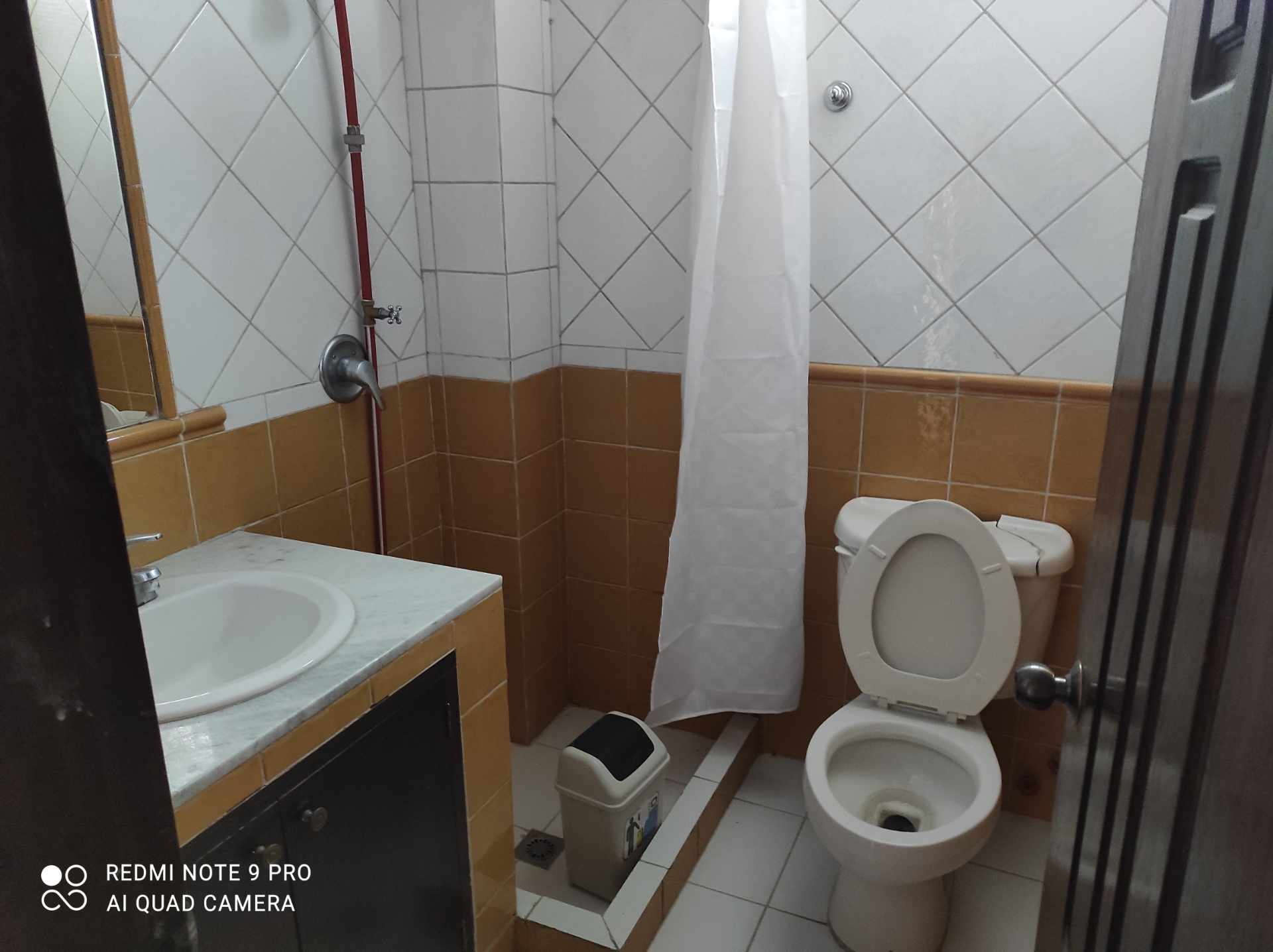 Departamento en AnticréticoCalle Enrique Finot Nro 2348 Edificio Bel Jardin Departamento 202 2 dormitorios 2 baños  Foto 6