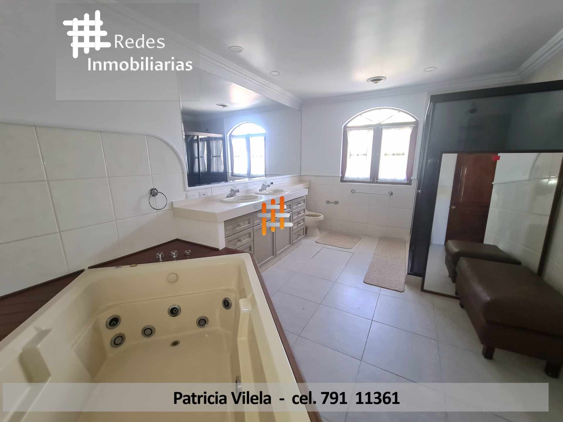 Casa en AlquilerAMPLIA Y ELEGANTE CASA EN ALQUILER EN CONDOMINIO PRIVADO,  LOS PINOS Foto 17