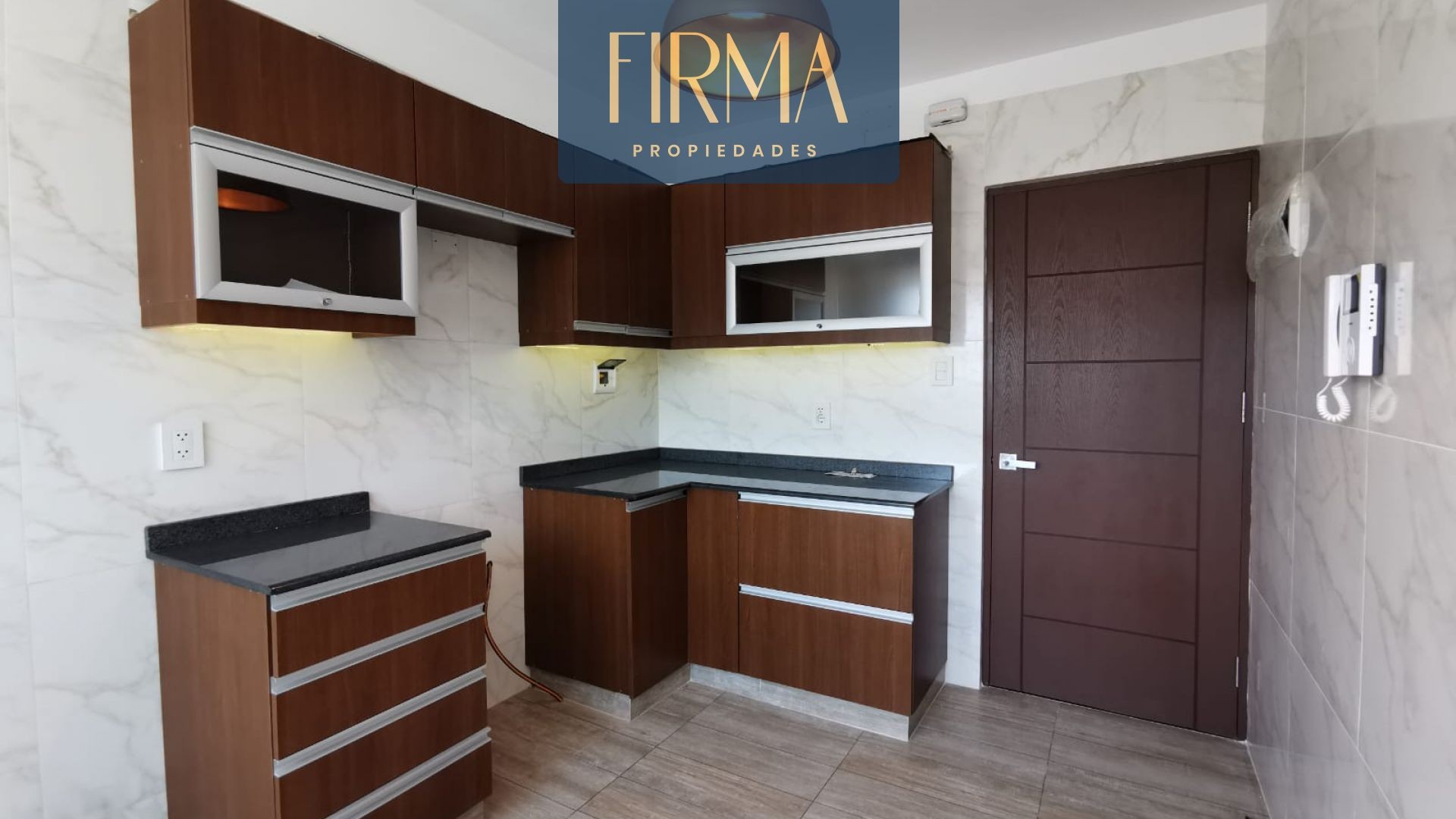 Departamento en Irpavi en La Paz 2 dormitorios 3 baños 1 parqueos Foto 9