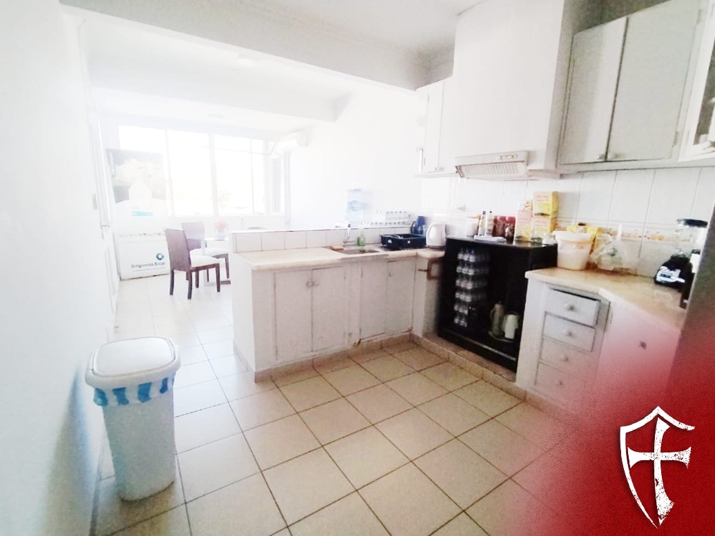 Casa en AlquilerAv Noel kempff mercado 3er anillo interno  Foto 3