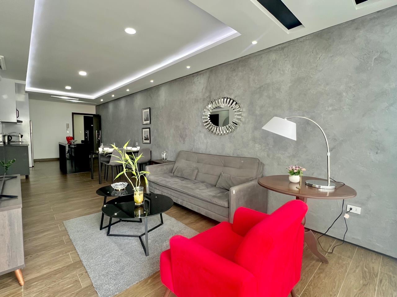 Departamento en AlquilerBarrio sirari a una cuadra del cuarto anillo 2 dormitorios 2 baños  Foto 3