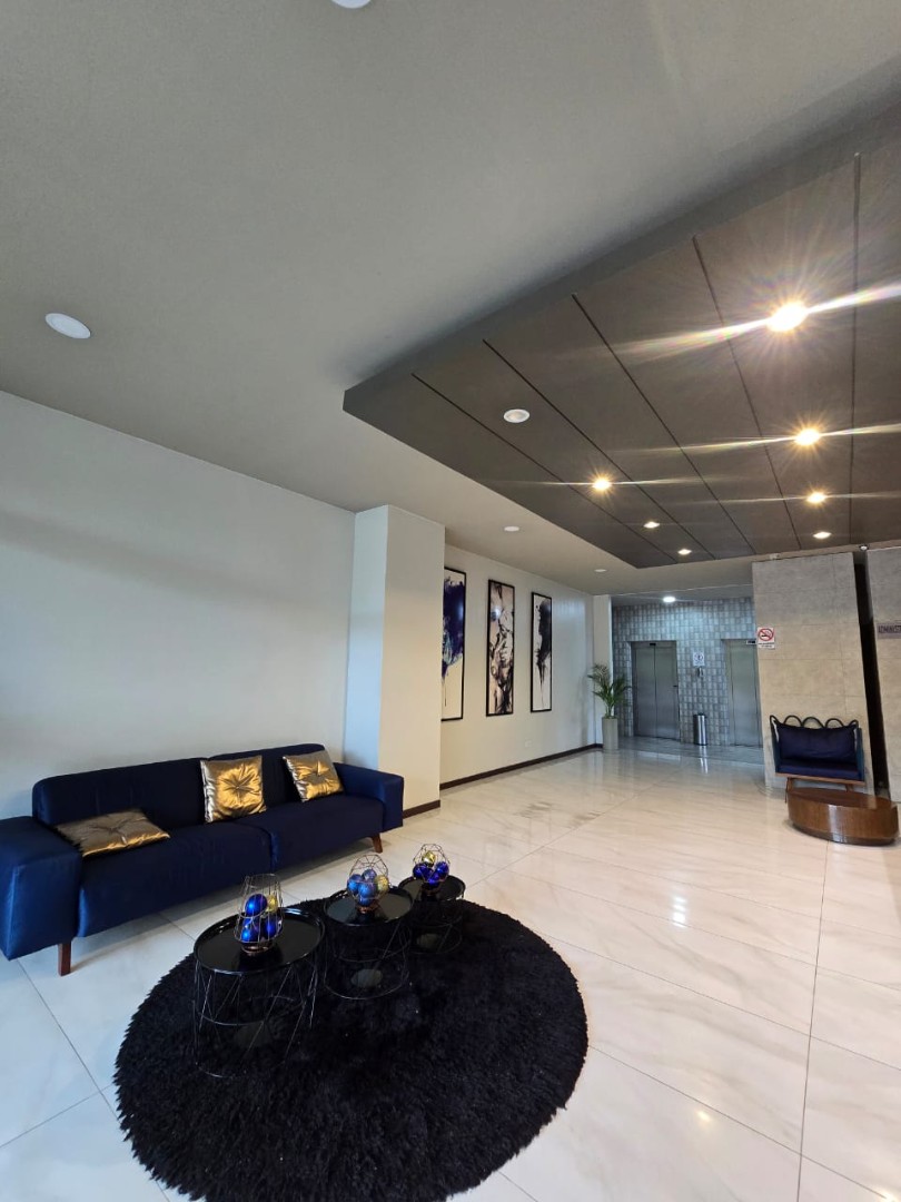 En Alquiler a $us 450 Foto 17