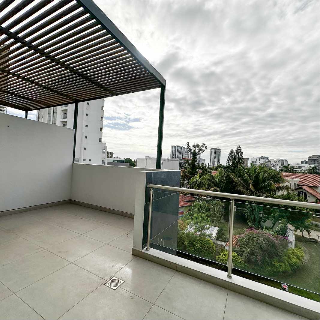 Departamento Cond. Achachairu, entre 2do anillo y Av. Los Cusis Foto 14