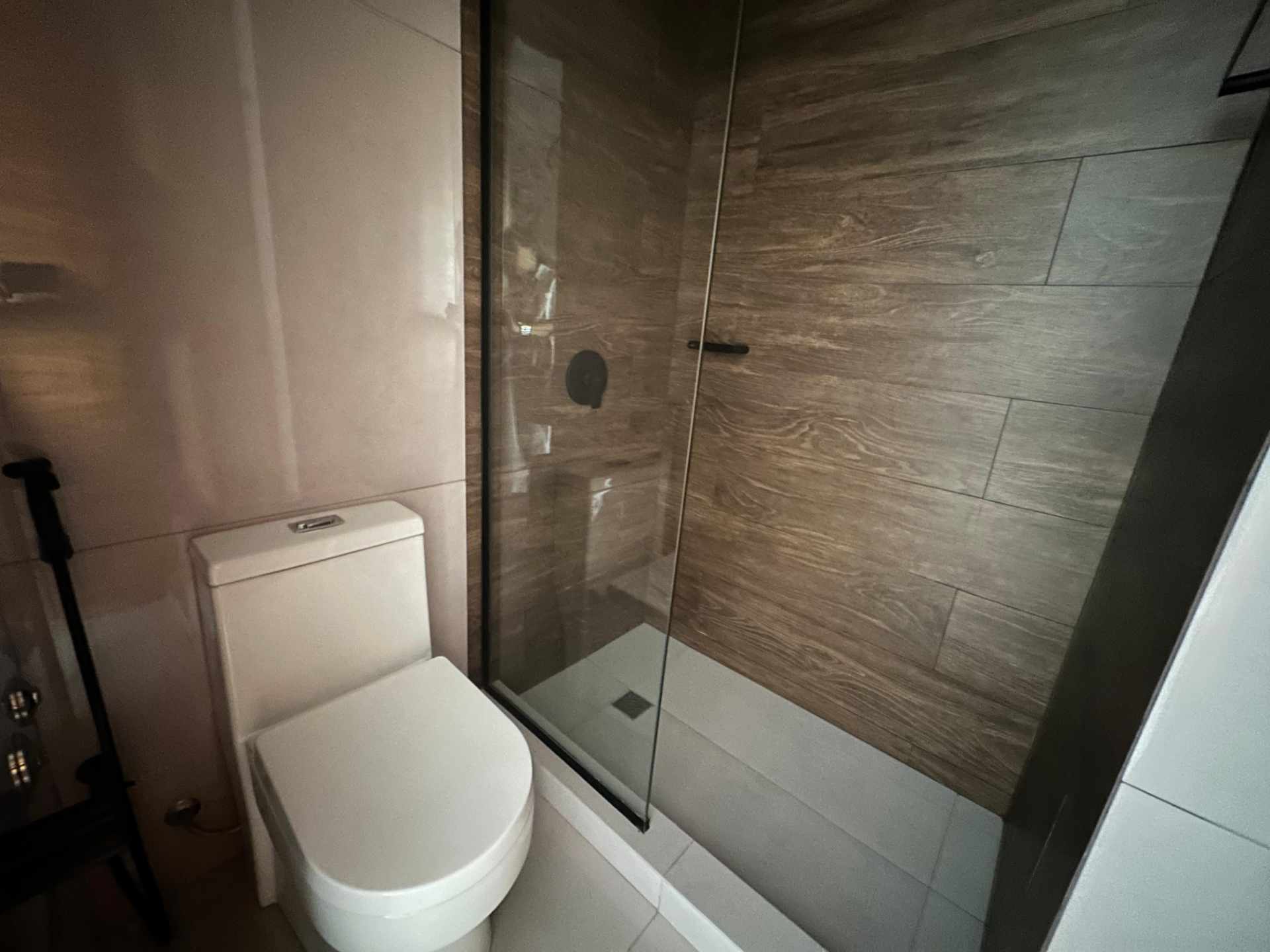 Departamento en AlquilerEQUIPETROL COND. HAUS EQUIPE DEPARTAMENTO EN ALQUILER 1 dormitorios 1 baños  Foto 5