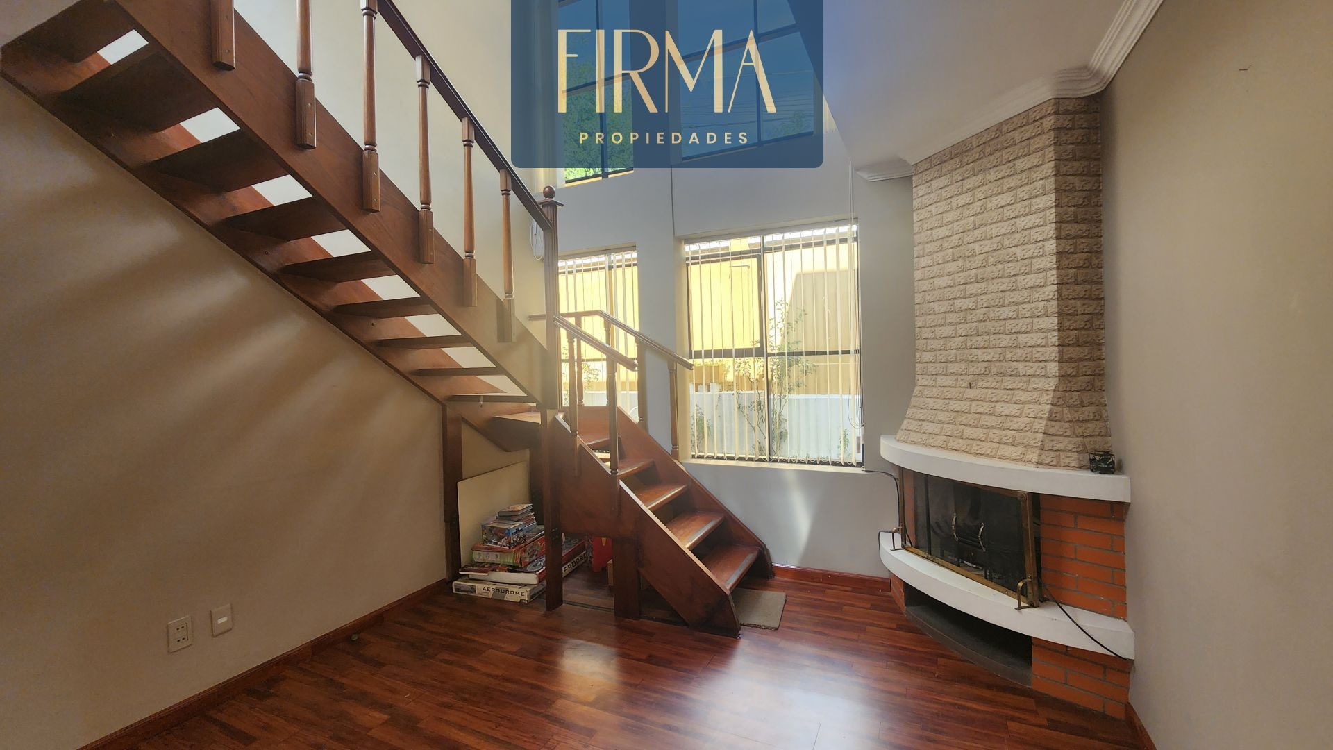 Casa CASA EN VENTA, MALLASILLA FRENTE A PLAZA Foto 13