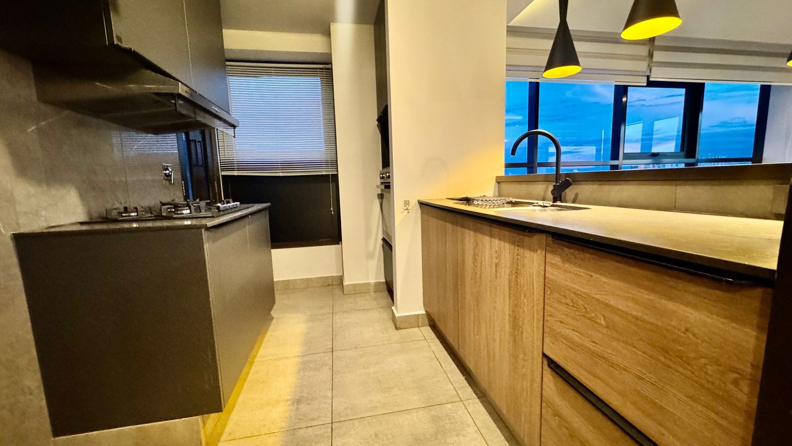 Departamento en Equipetrol en Santa Cruz de la Sierra 2 dormitorios 3 baños  Foto 5