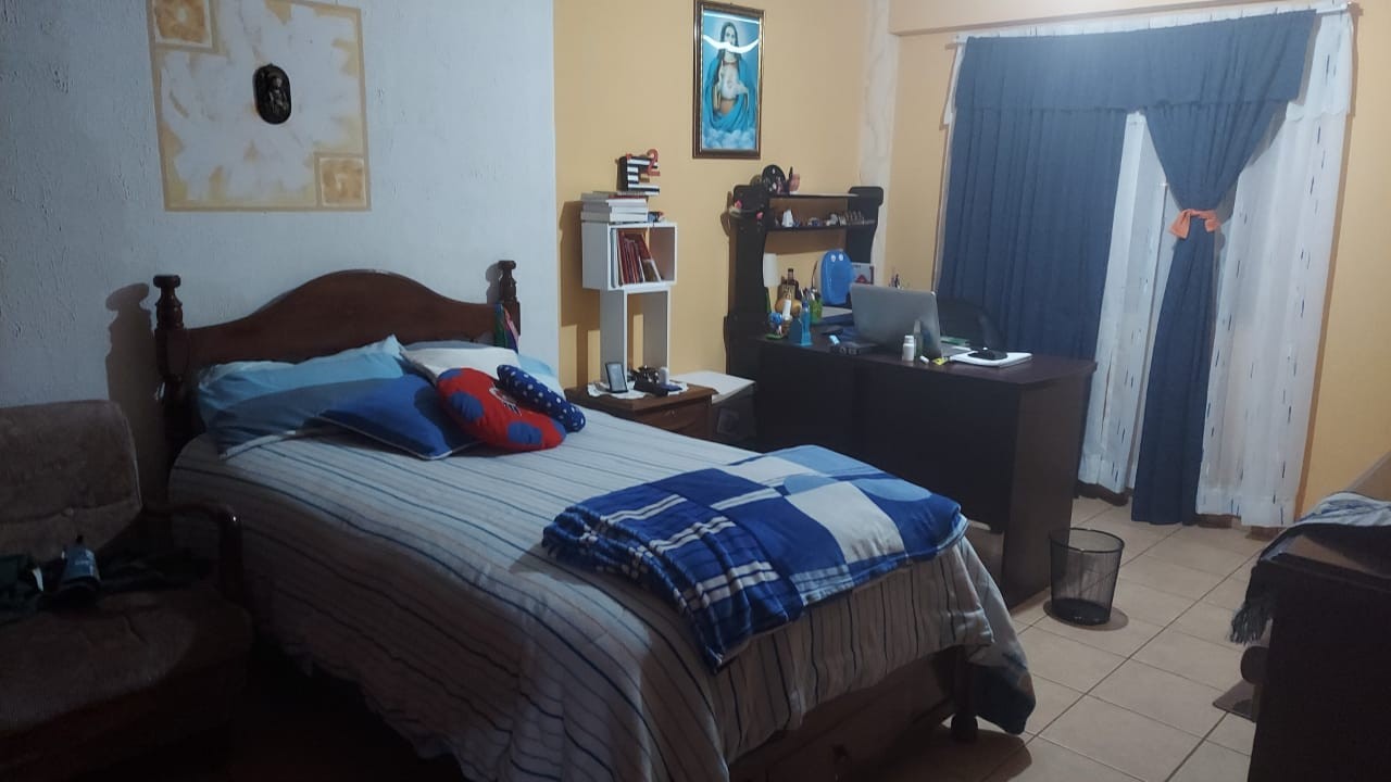 Casa $US.-117.000.- OPORTUNIDAD!!! CASA INM. HOSPITAL DEL NORTE CONDEBAMBA Foto 9