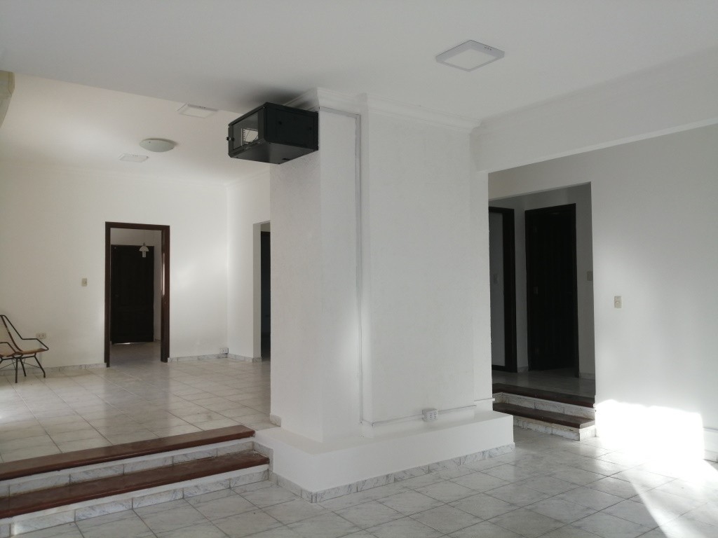 Casa 📍 Ubicación: Av. Banzer, entre 3er y 4to Anillo Norte Foto 6