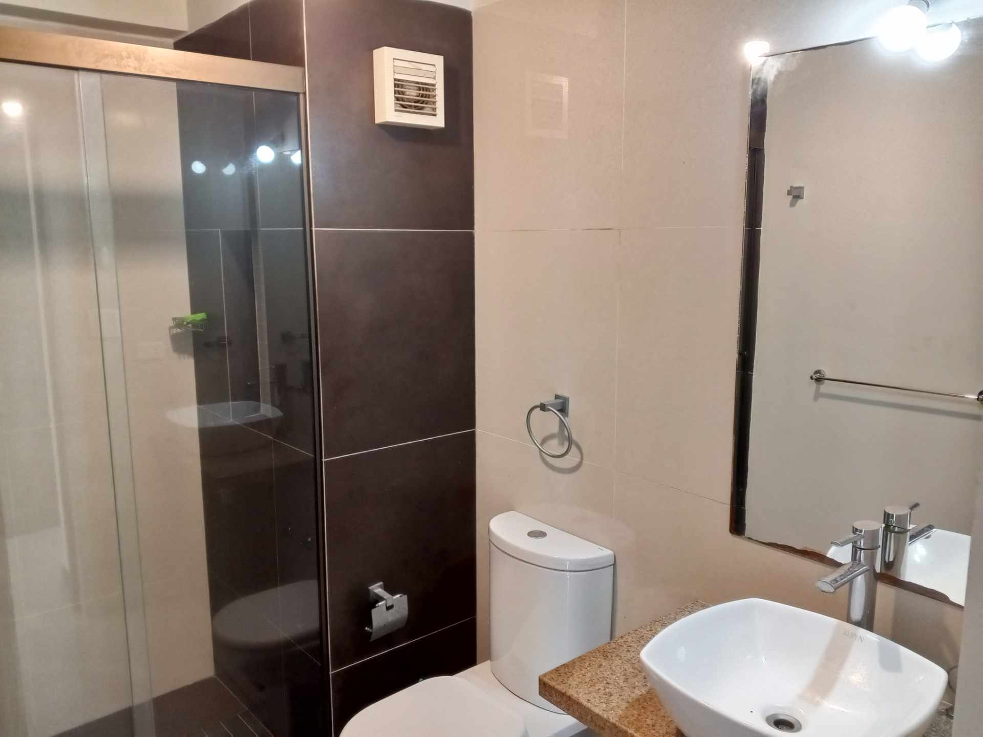 Departamento [CONDOMINIO CURUPAÚ PARAGUÁ| SOBRE AV. PARAGUÁ, A 3 CUADRAS DEL 2DO. ANILLO] DEPARTAMENTO EN VENTA DE 3 DORMITORIOS CON PARQUEO TECHADO Foto 11